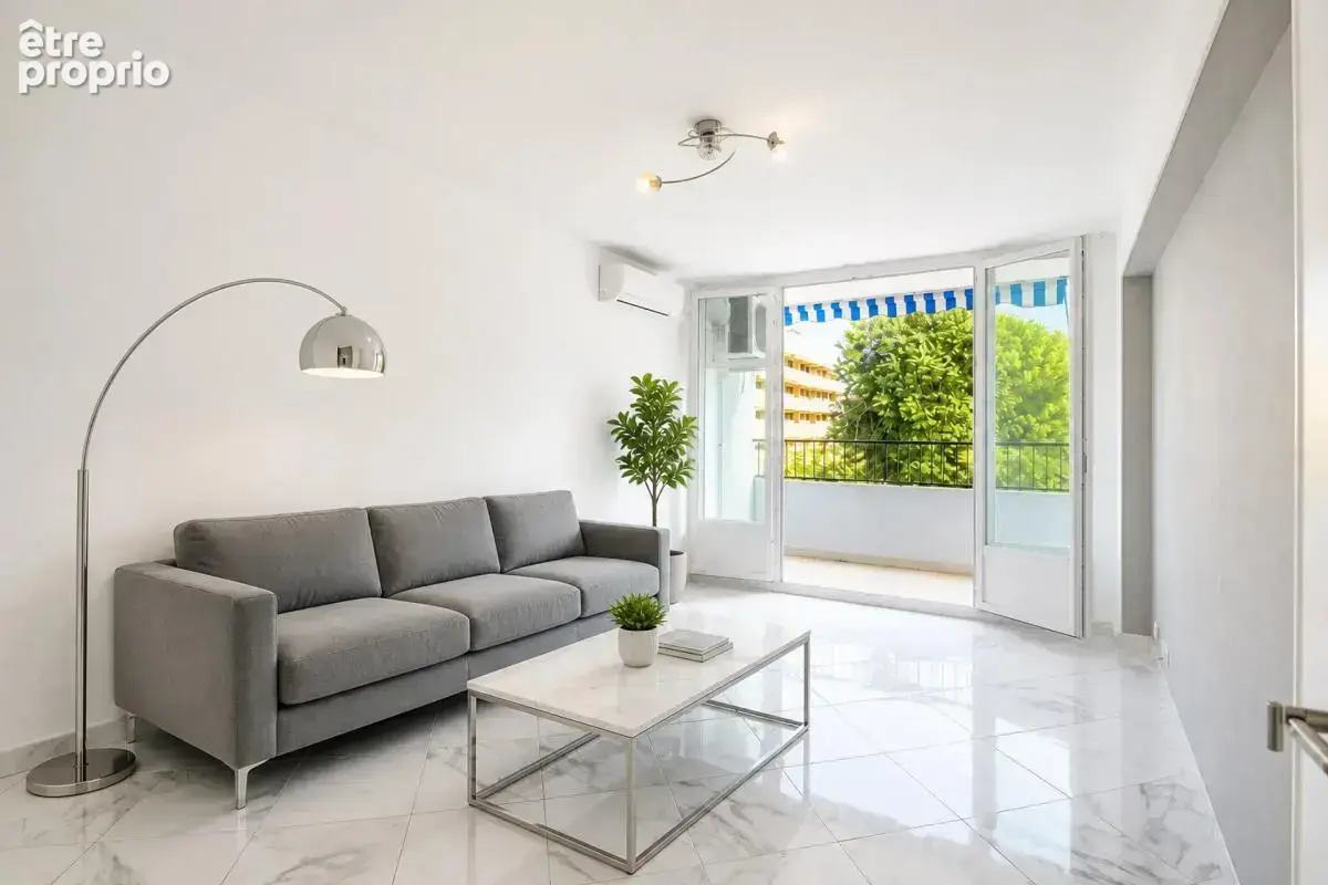 Bel appartement T3 avec loggia, cave et parking - photo 2