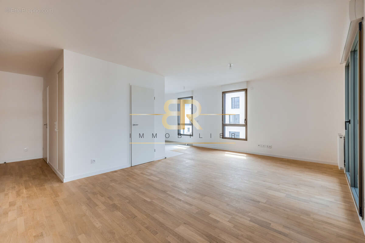 Appartement à COLOMBES