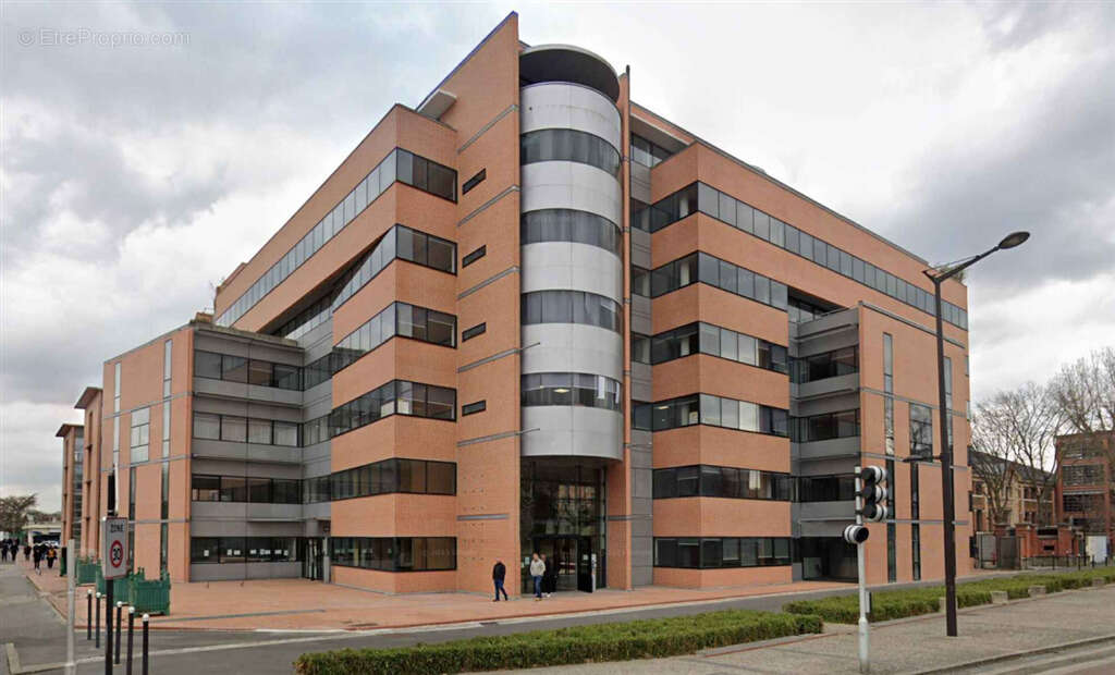 Commerce à IVRY-SUR-SEINE