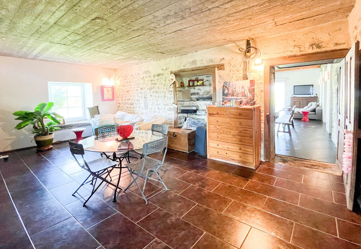 Maison à BELLEFONTAINE