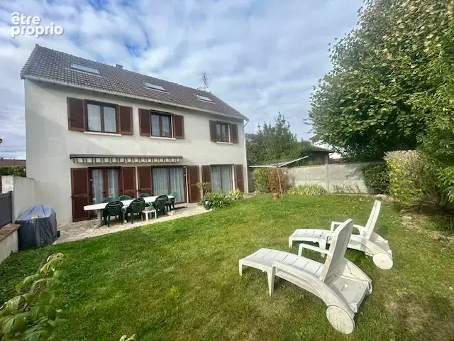 Maison à SAVIGNY-SUR-ORGE