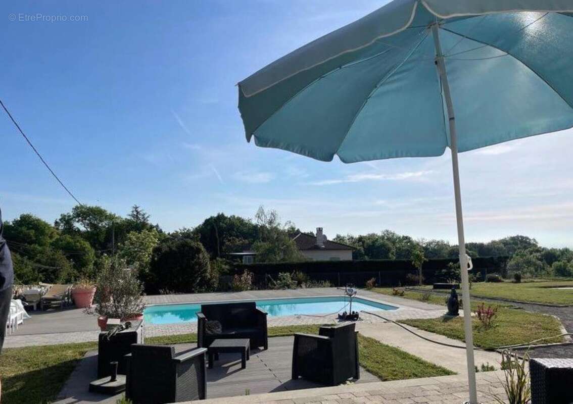 Photo 6 - Maison à SOUCIEU-EN-JARREST