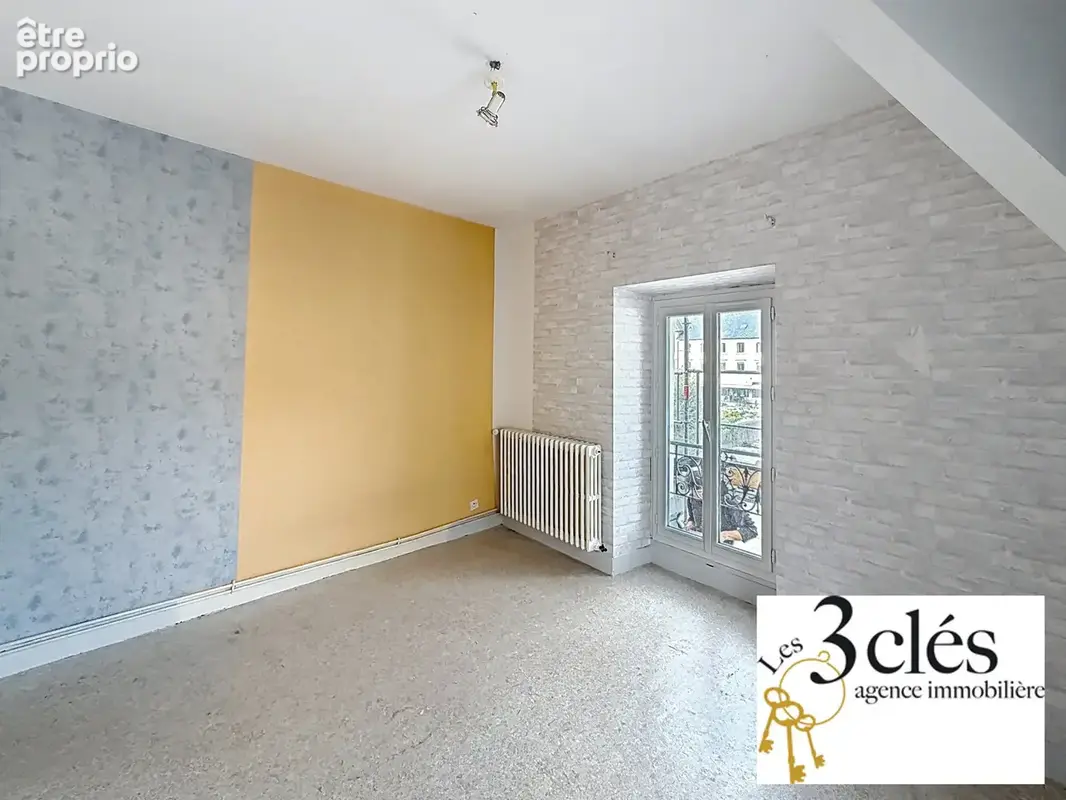 T2 lumineux de 49m2 au dernier étage   Vue dégagée et beau potentiel - photo 9
