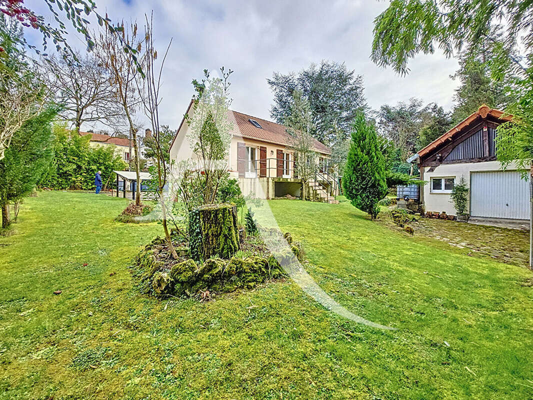 Maison à CHAMPLAN