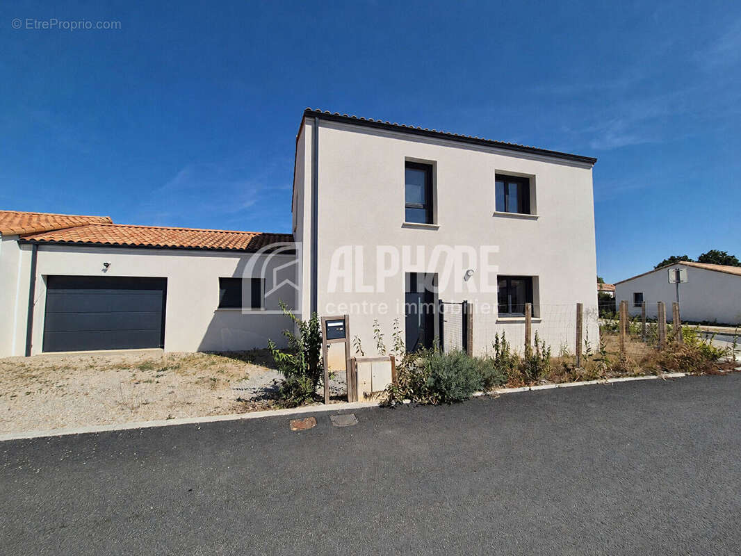 Maison à MOUILLERON-LE-CAPTIF