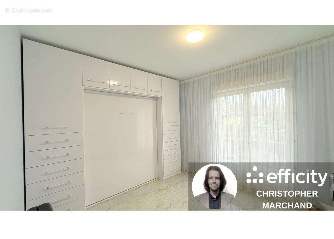 Maison à MONTREAL-LA-CLUSE