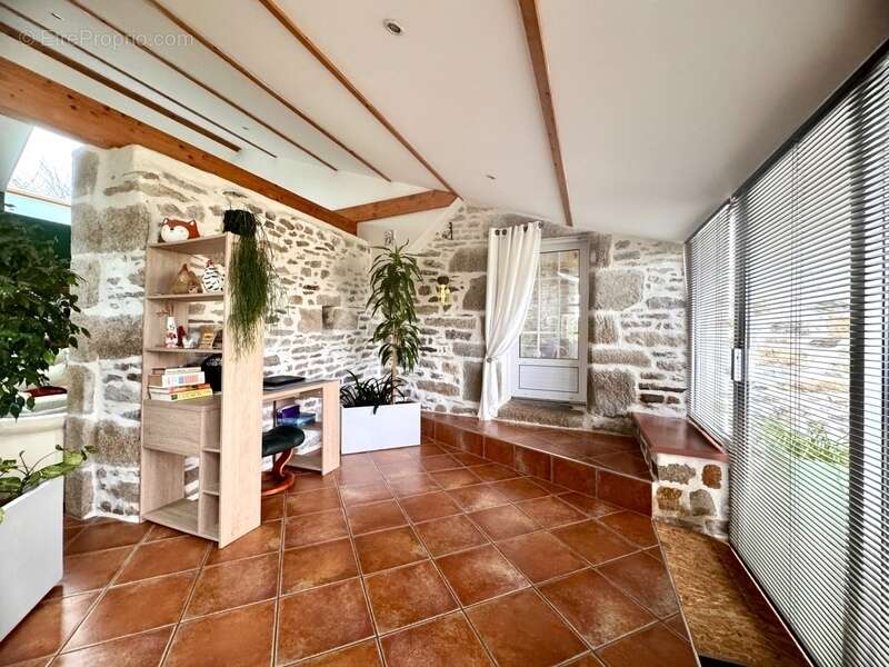 Maison à LANNILIS