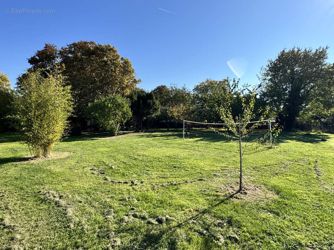 Maison à BARBEZIEUX-SAINT-HILAIRE