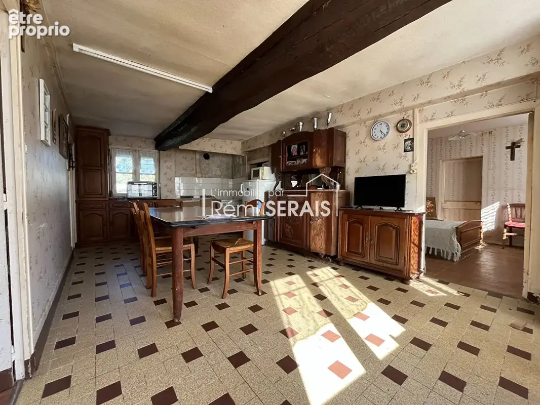 Saires la Verrerie - Maison beau potentiel - 1ha de terrain - photo 7