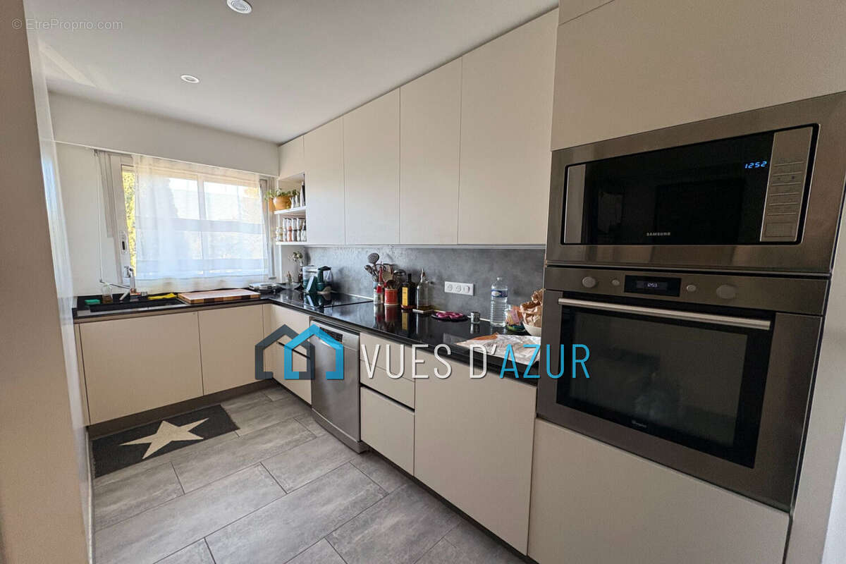 Appartement à LE CANNET