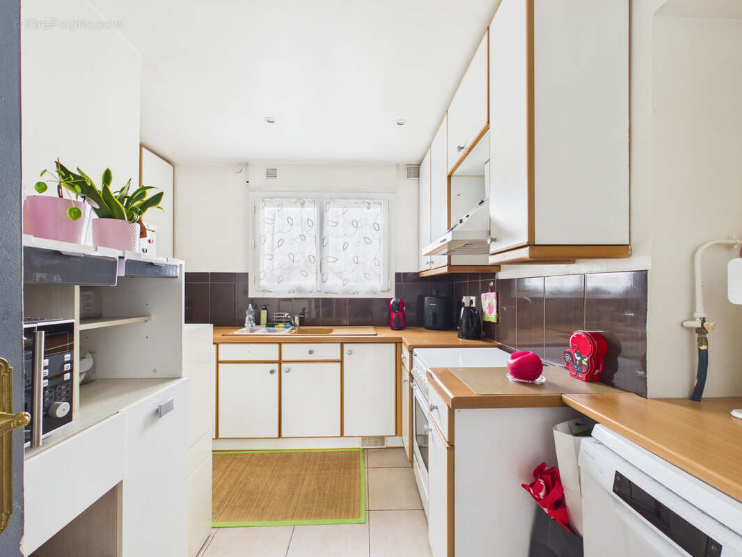 Appartement à SARTROUVILLE