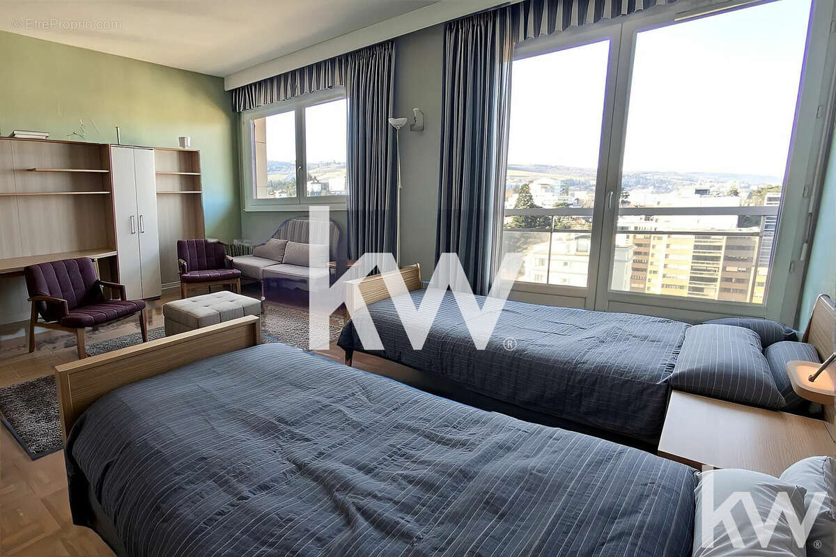Appartement à SAINT-ETIENNE