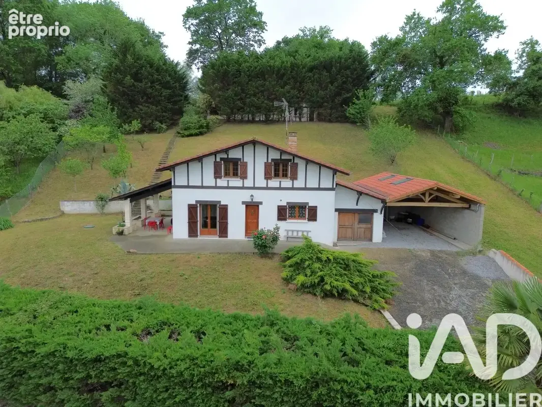 Photo 1 - Maison à BRISCOUS