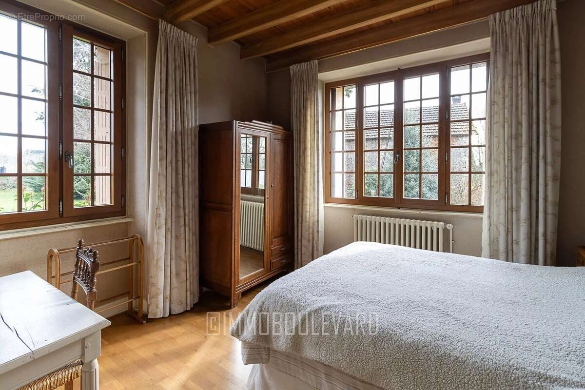 Maison à SAINT-MAURICE-PRES-PIONSAT