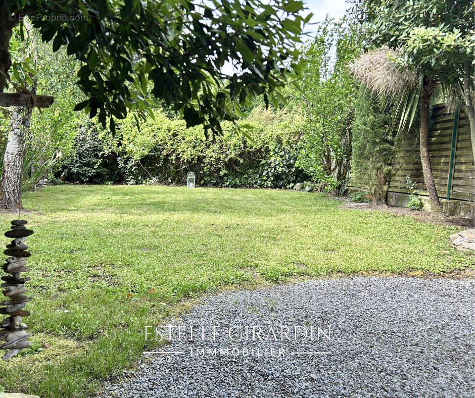 Maison à LA CHAPELLE-SUR-ERDRE