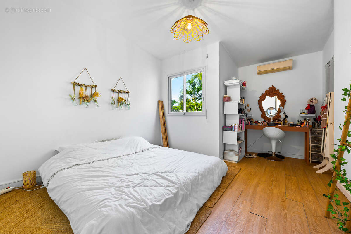 Maison à LA POSSESSION