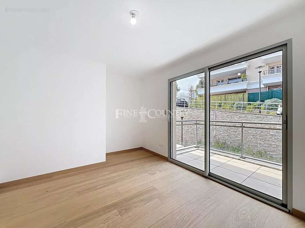 Appartement à LE CANNET