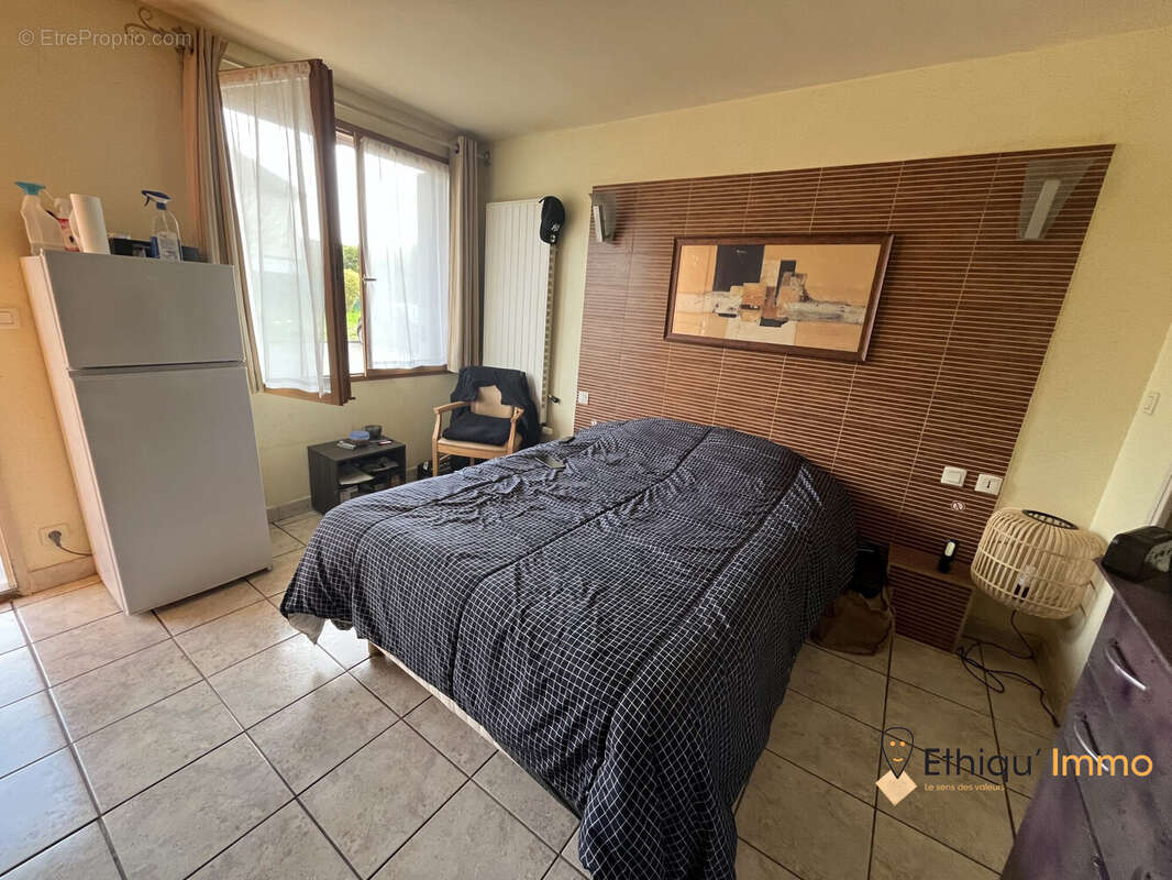 Appartement 19 m² à Sainte-Savine  - photo 2