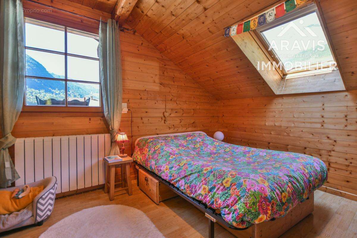 Maison à LE PETIT-BORNAND-LES-GLIERES