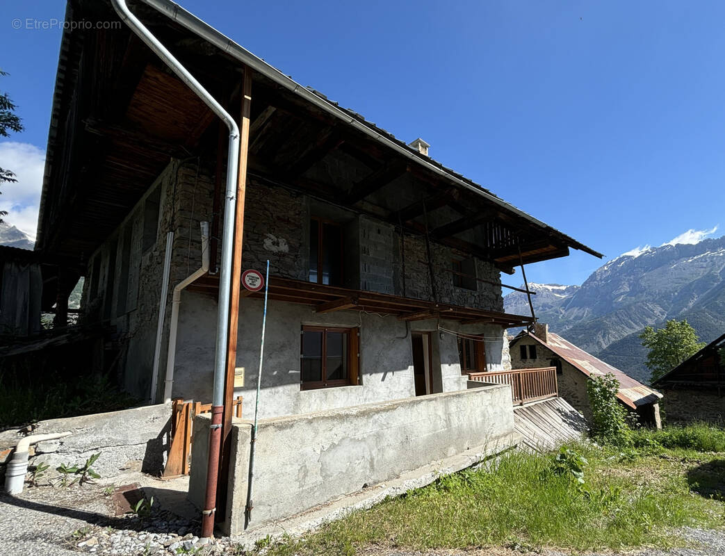 Maison à PUY-SAINT-VINCENT
