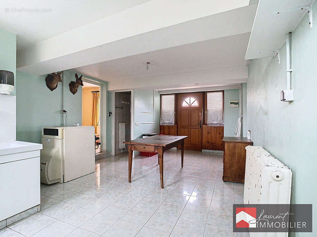 Maison à PONT-DE-VAUX