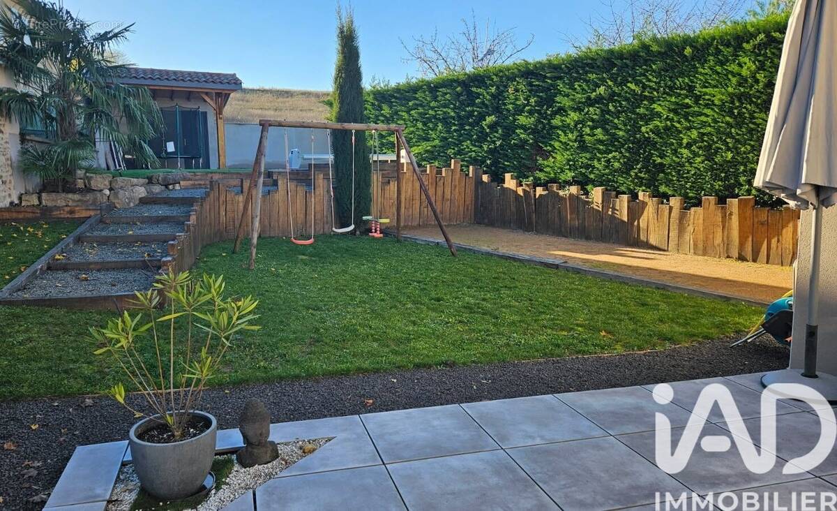 Photo 1 - Maison à CHARENTAY