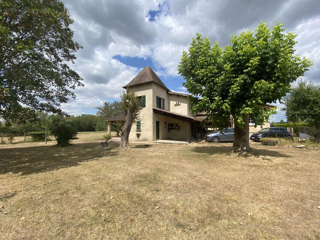 cote - Maison à CHENAUD