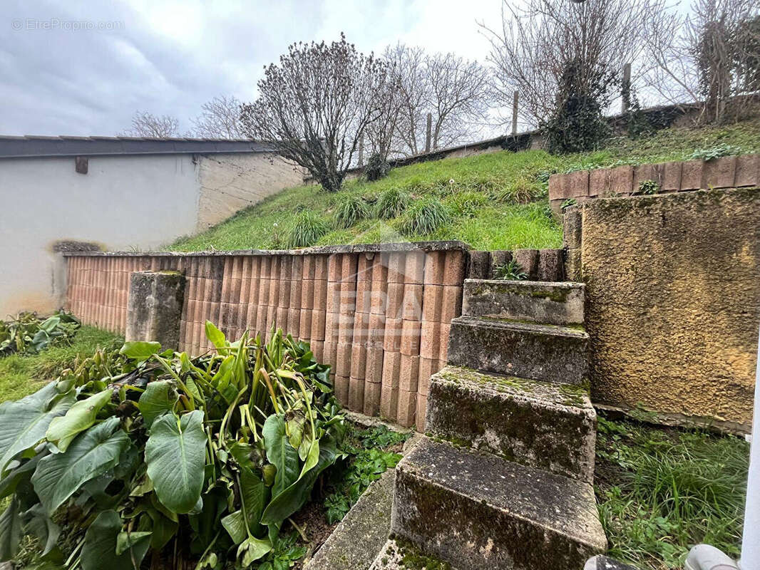 Maison à PONT-D'AIN