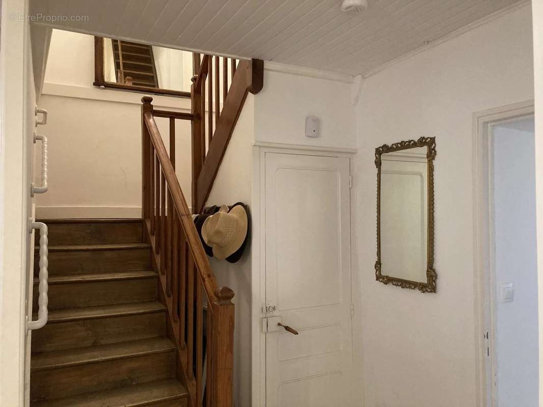 Maison à CHATEAUNEUF-SUR-CHARENTE