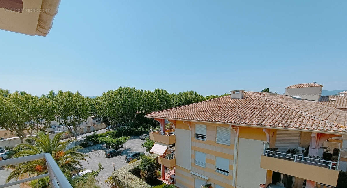 Appartement à FREJUS