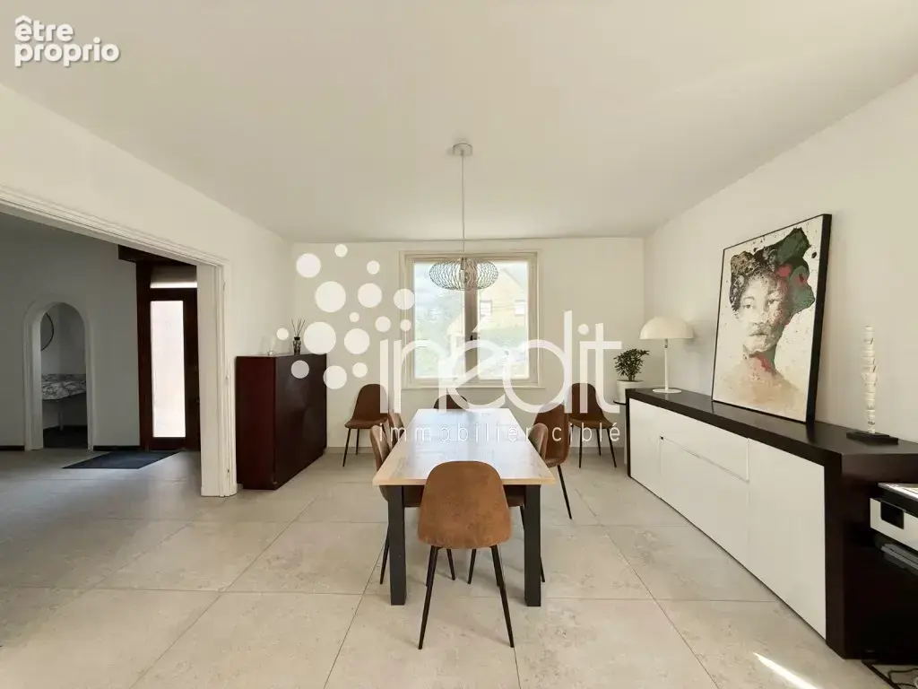 Superbe maison individuelle de 5 chambres, jardin et garage à la limite de Lambersart - photo 3