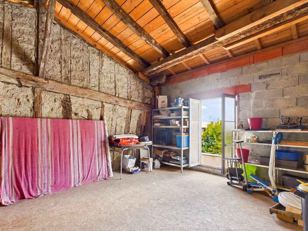 Maison de village avec grand cours - photo 15