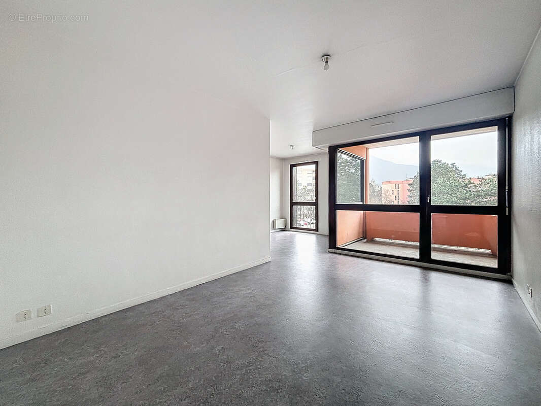 Appartement à LA RAVOIRE