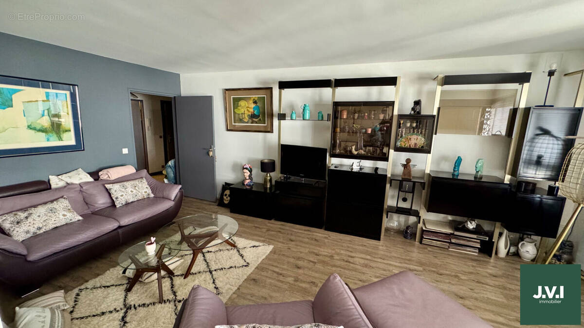 Appartement à ENGHIEN-LES-BAINS