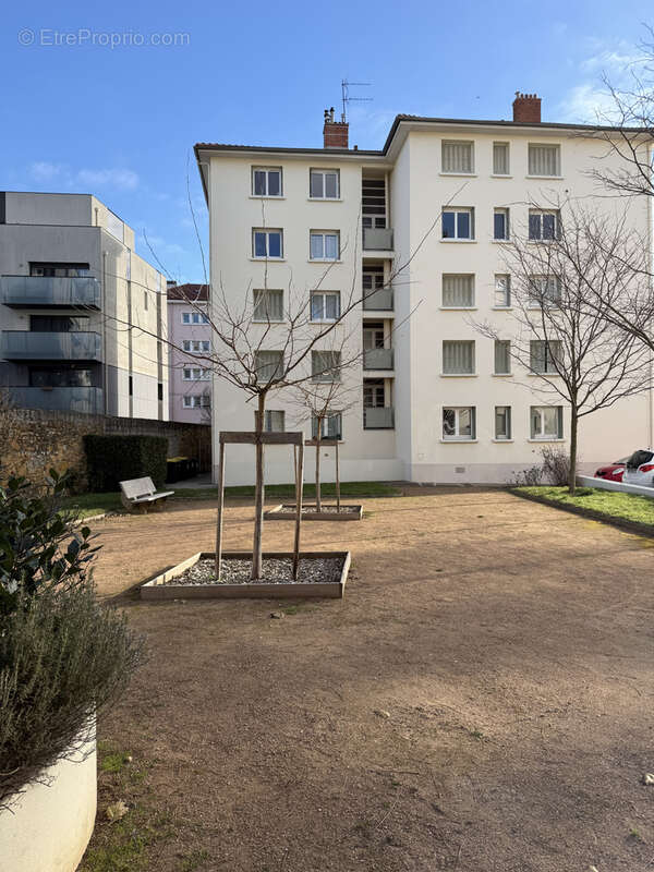 Appartement à LYON-4E