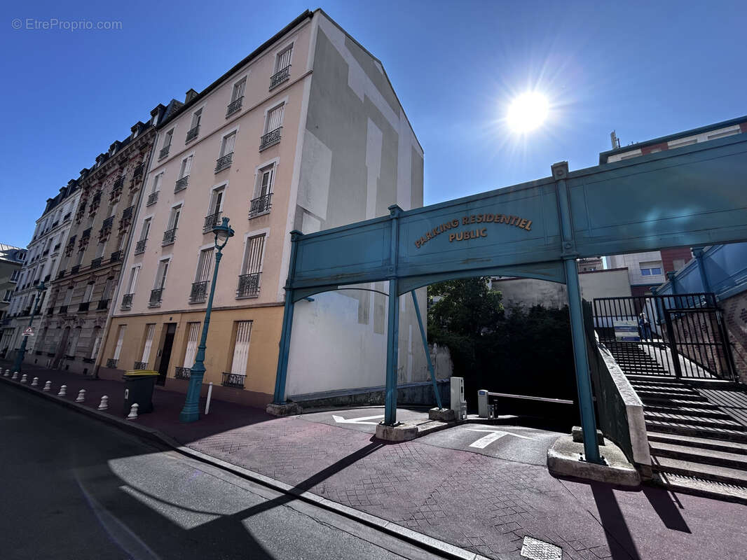 Appartement à MONTROUGE