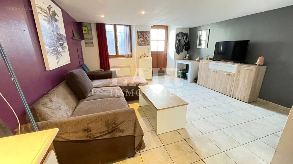 Maison à FRESNAY-SUR-SARTHE