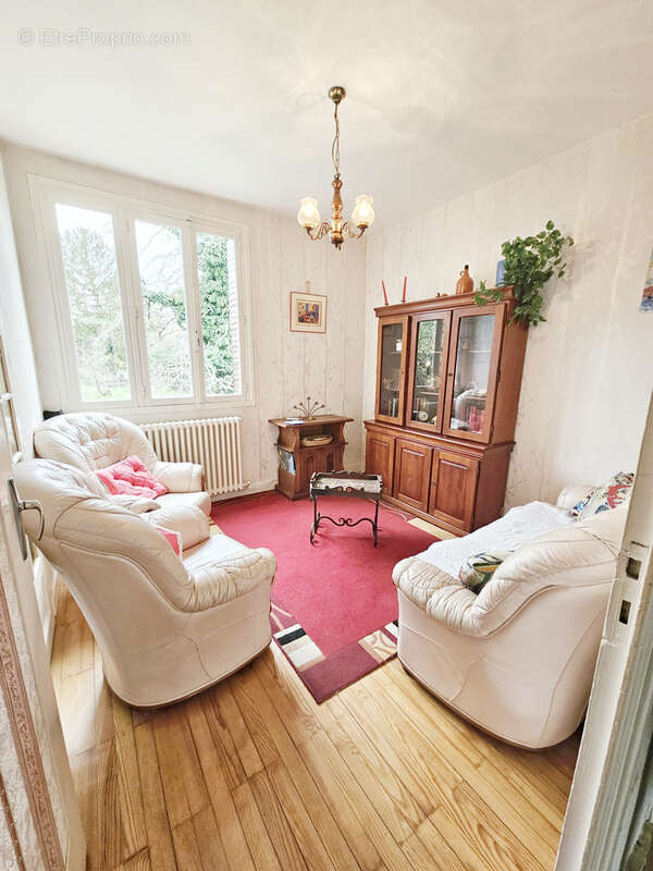 Maison à PONT-DE-CHERUY