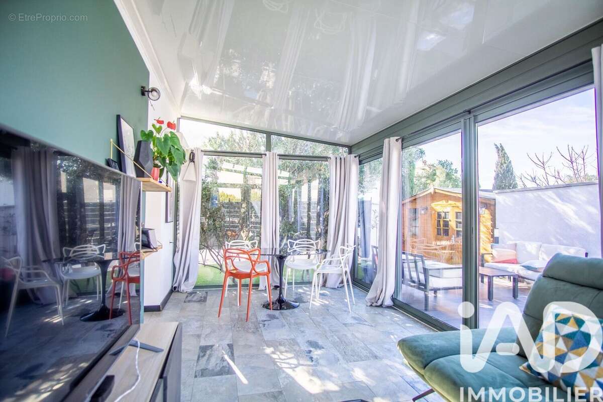 Photo 4 - Appartement à PUGET-SUR-ARGENS