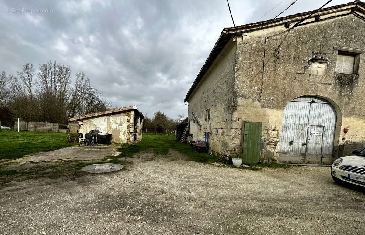Maison à CHENAUD