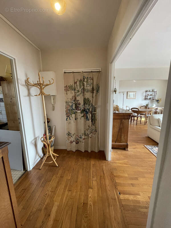 Appartement à SAINT-ANDRE-LES-VERGERS