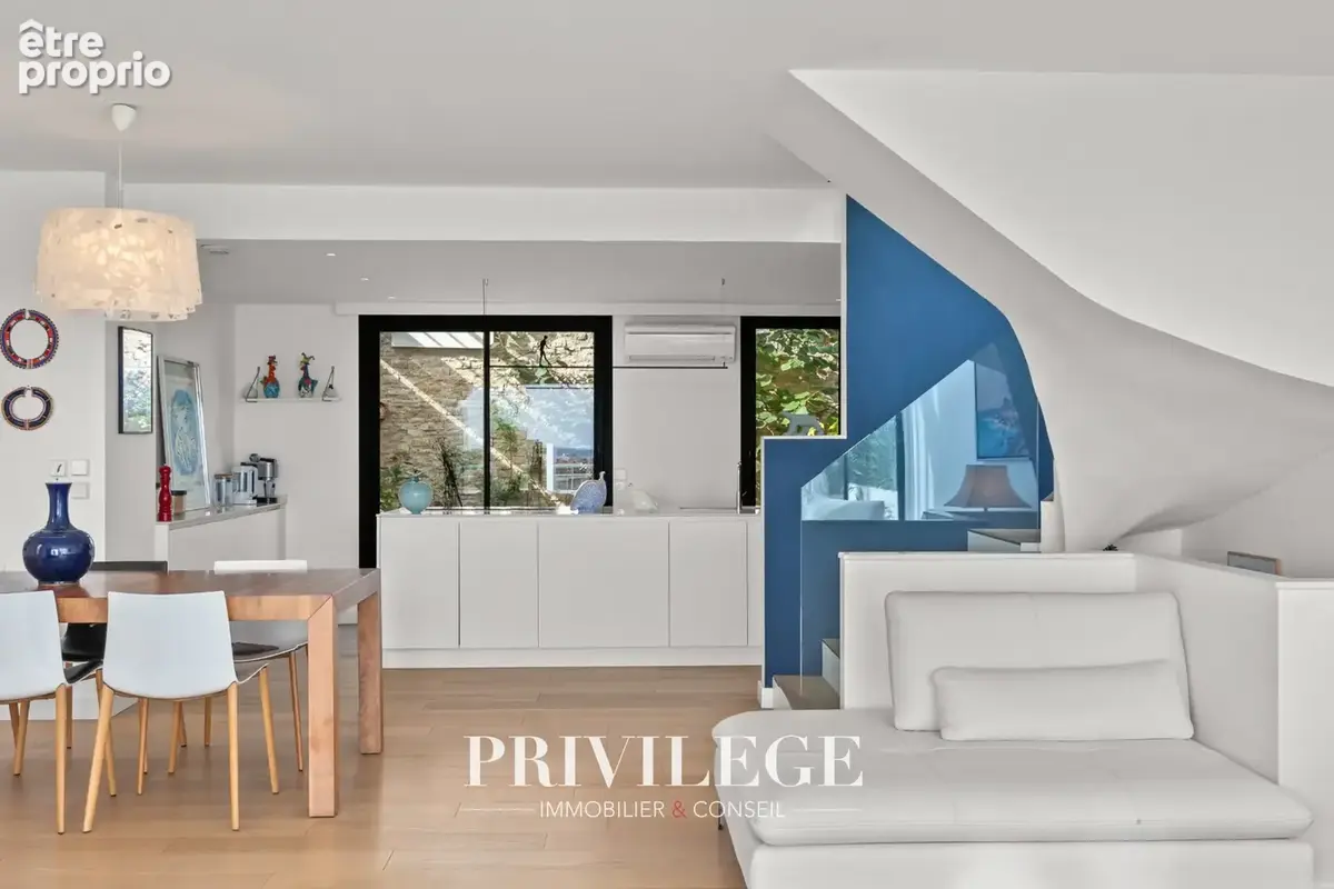 Nice   villa contemporaine avec piscine, vue dégagée et aperçu mer   domaine sécurisé - photo 14