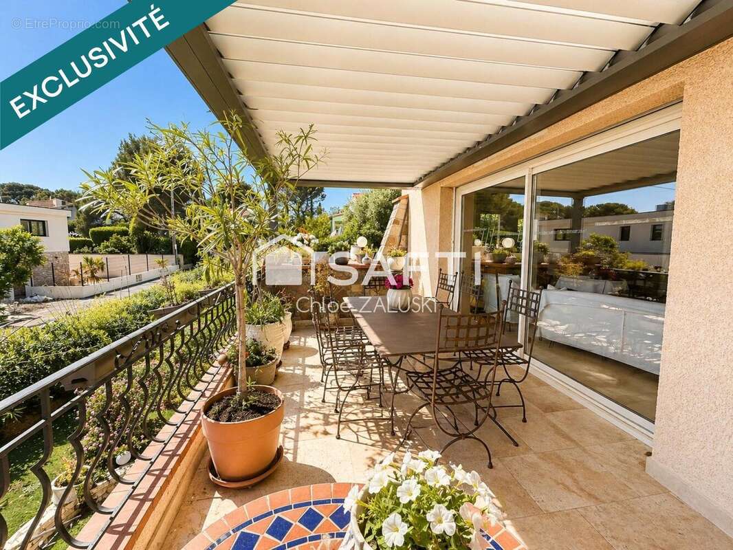 Photo 2 - Maison à SAINT-RAPHAEL