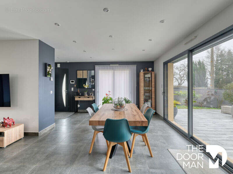 Maison à MONTFORT-L'AMAURY