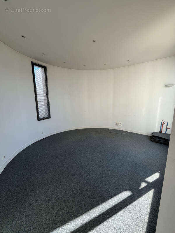 Commerce à LA ROCHELLE