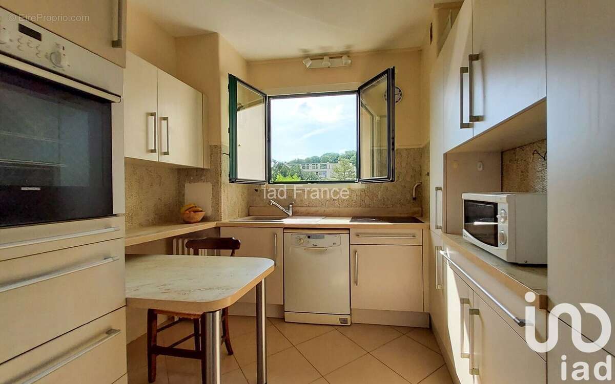 Photo 7 - Appartement à VILLE-D&#039;AVRAY