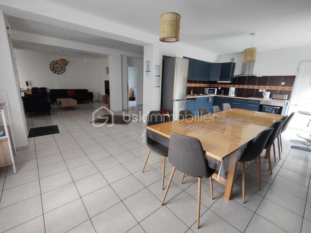 Maison à ROZ-SUR-COUESNON