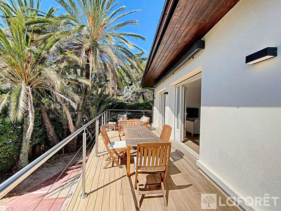 Maison à ROQUEBRUNE-CAP-MARTIN
