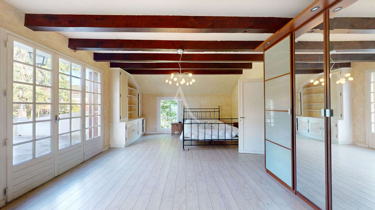 Maison à VILLIERS-SUR-MORIN