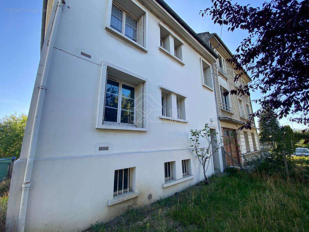 Appartement à MANTES-LA-JOLIE